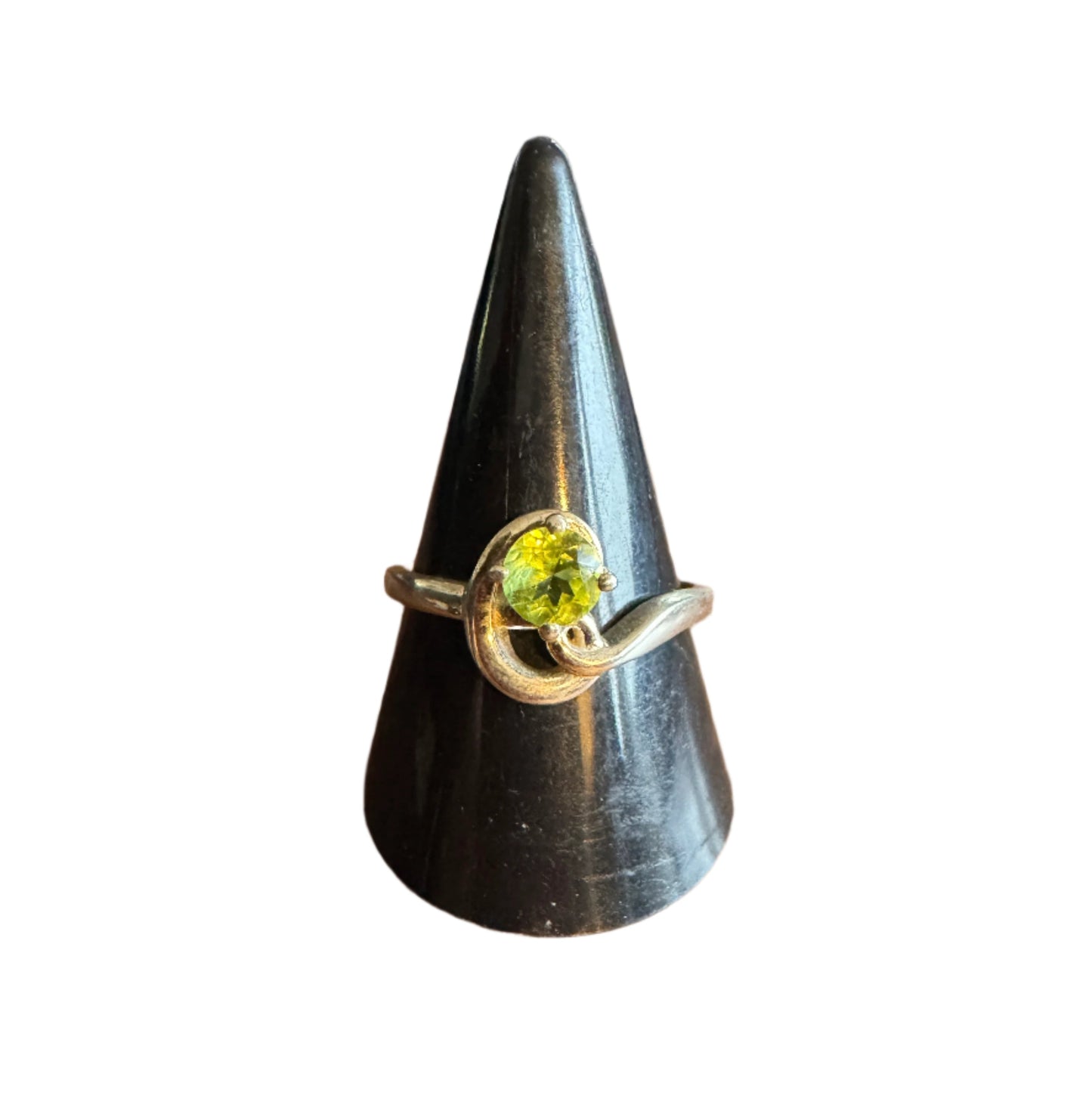 Sterling Silver Knot Ring with Peridot